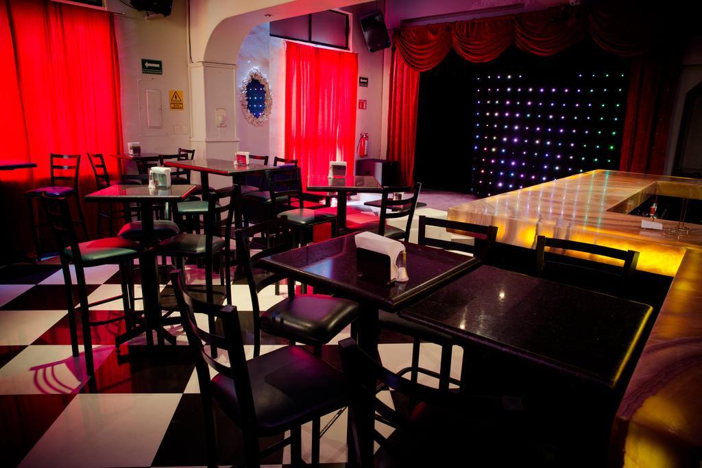 Hotel Grand Reyes Monterrey Bagian luar foto